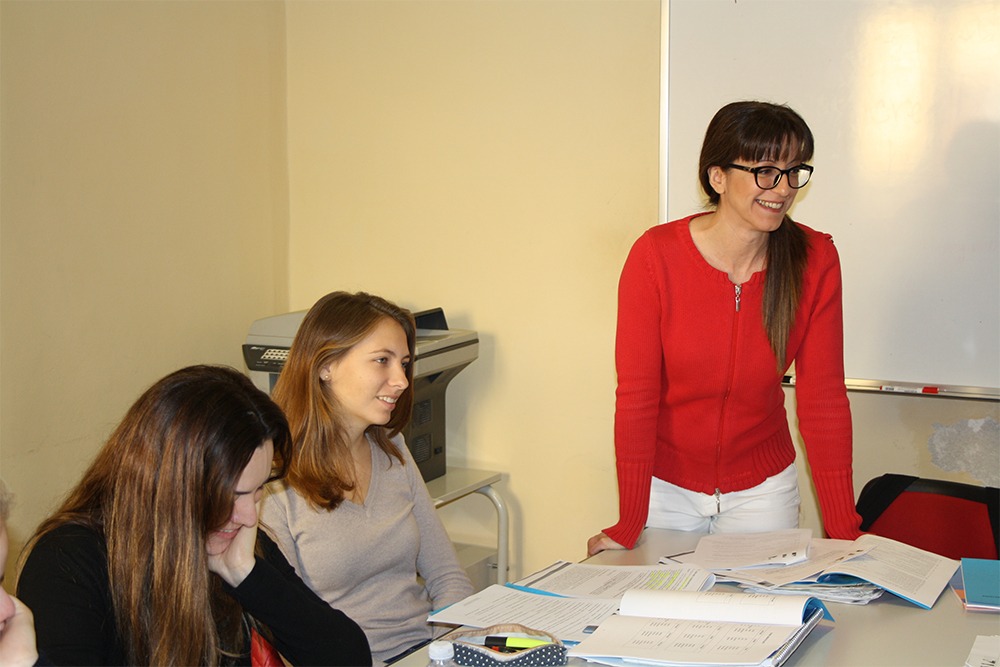 Girls in a language class in Florence