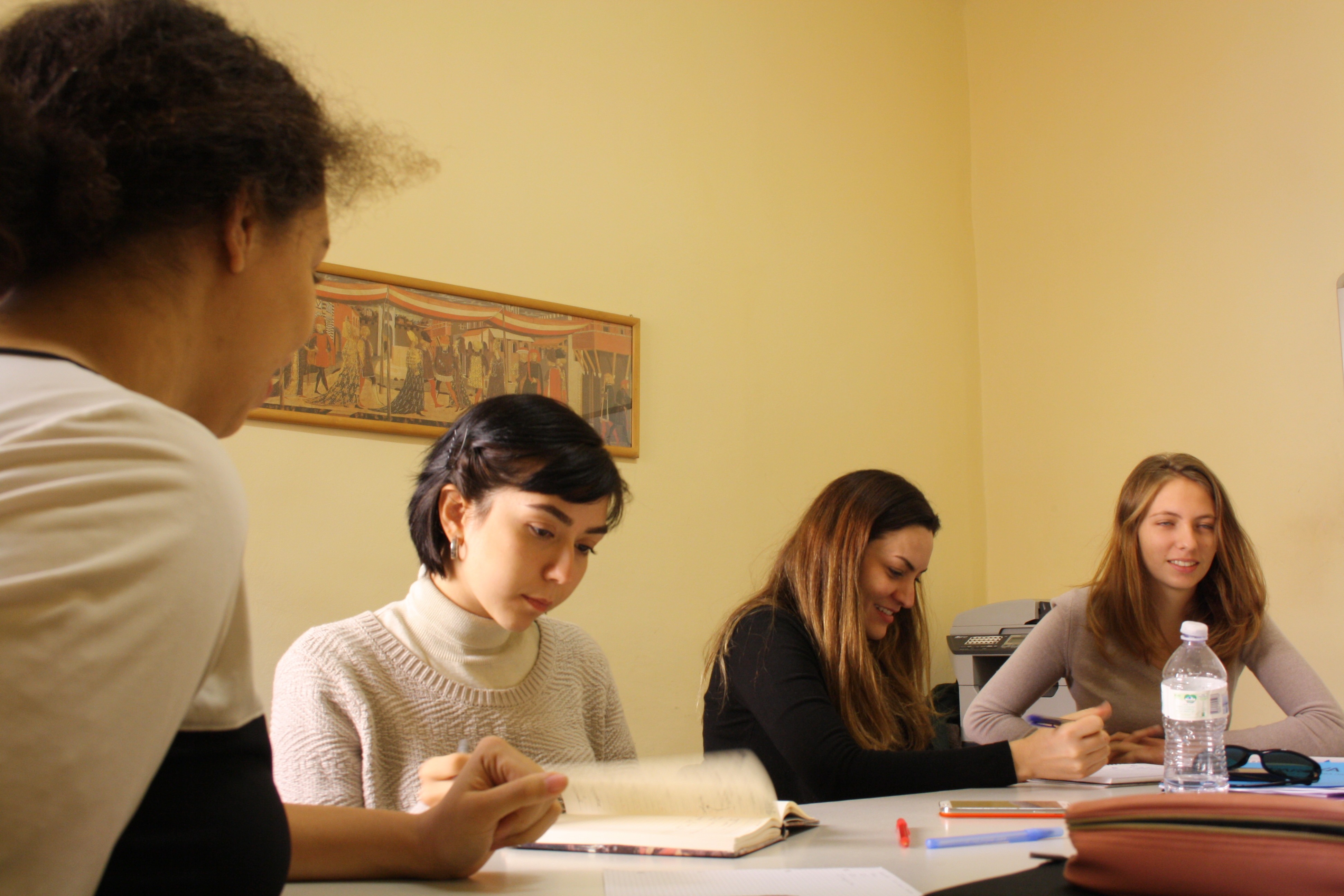 Students who learn Italian in Florence at Parola