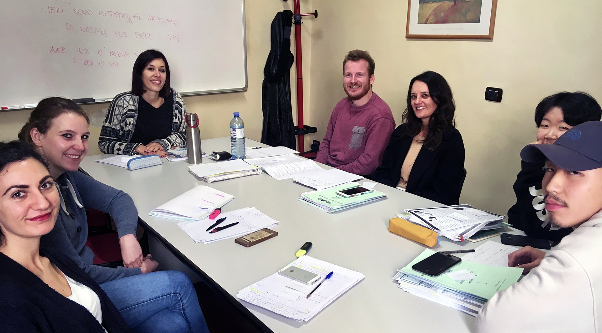 Group Italian language courses in Florence at Parola school